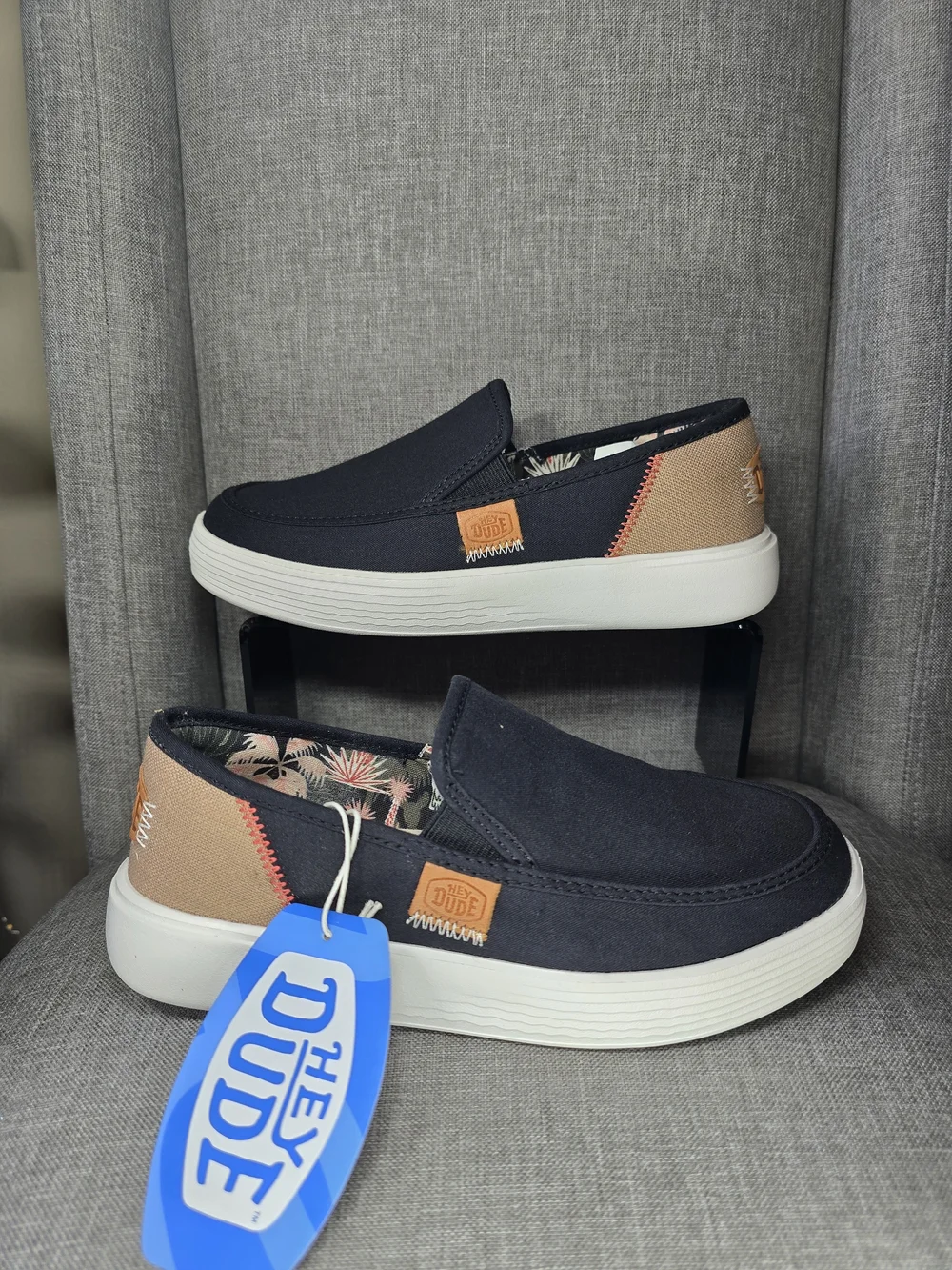 HEYDUDE Sunapee W Craft Navy Multi Slip-On Shoes Women’s 6 / Youth 5 NIB